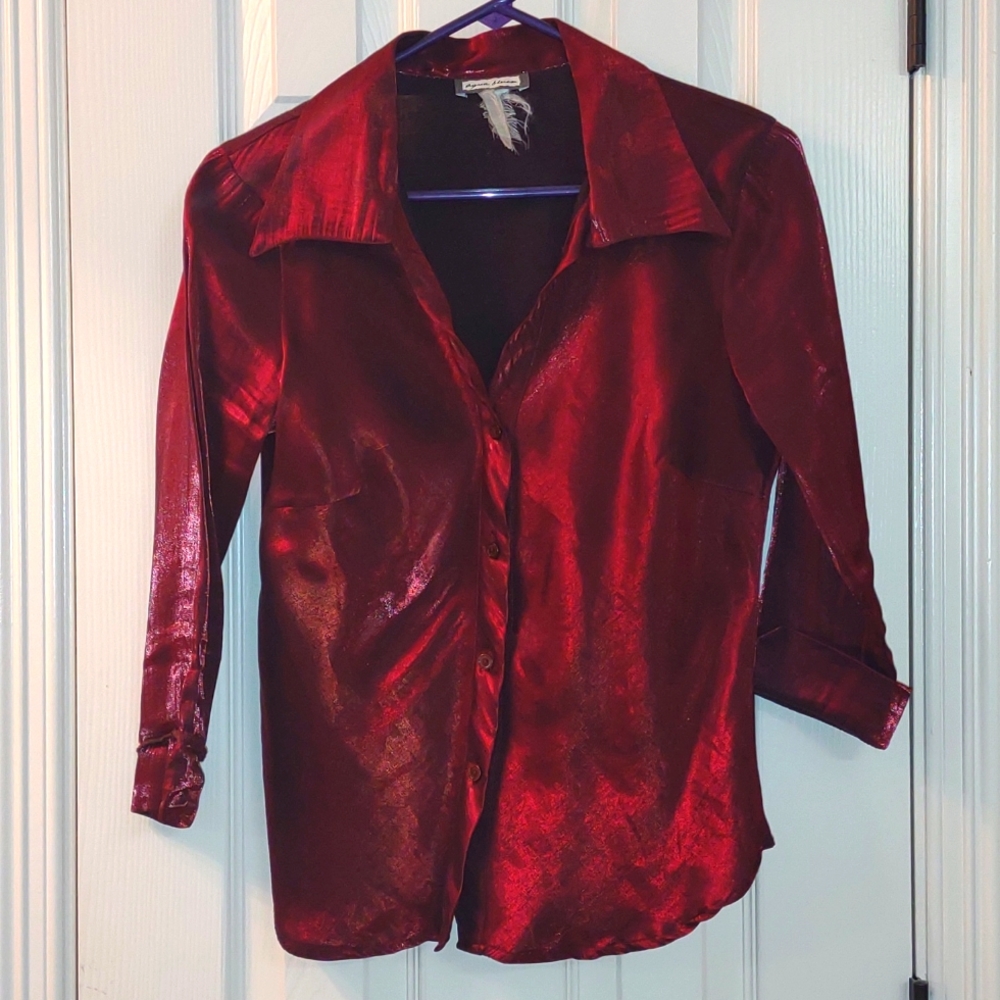 Vintage shimmering iridescent burgundy / maroon 3/4 sleeve size small!